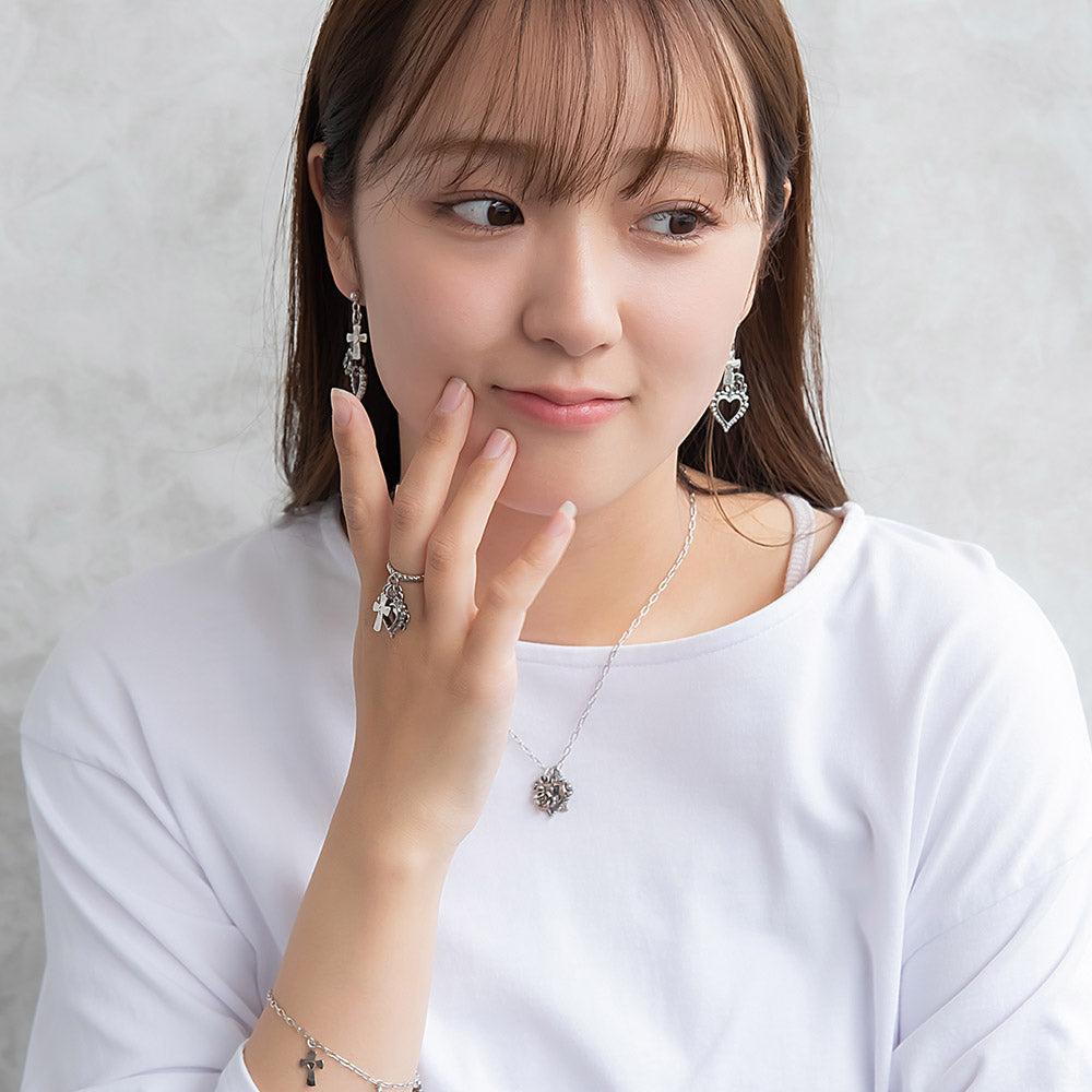ピアス yura ニッケルフリー メタル ハート クロス バラ オーバルチェーン チタンポスト スタッドピアス