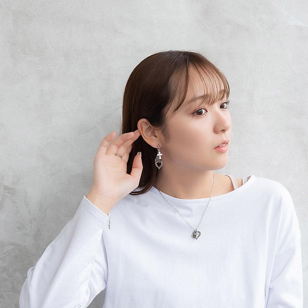 ピアス yura ニッケルフリー メタル ハート クロス バラ オーバルチェーン チタンポスト スタッドピアス