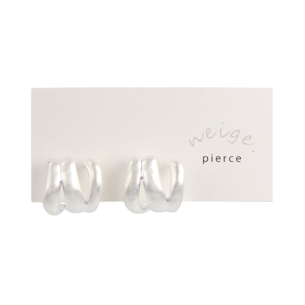 ピアス ニッケルフリー neige. メタル トリプル ライン カーブ C型 スタッドピアス