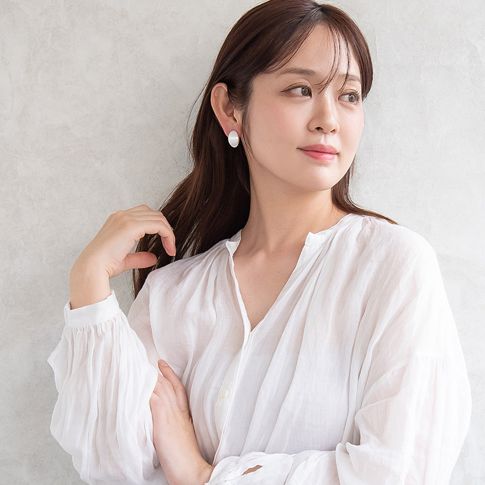 ピアス ニッケルフリー neige. オーバル スタッドピアス