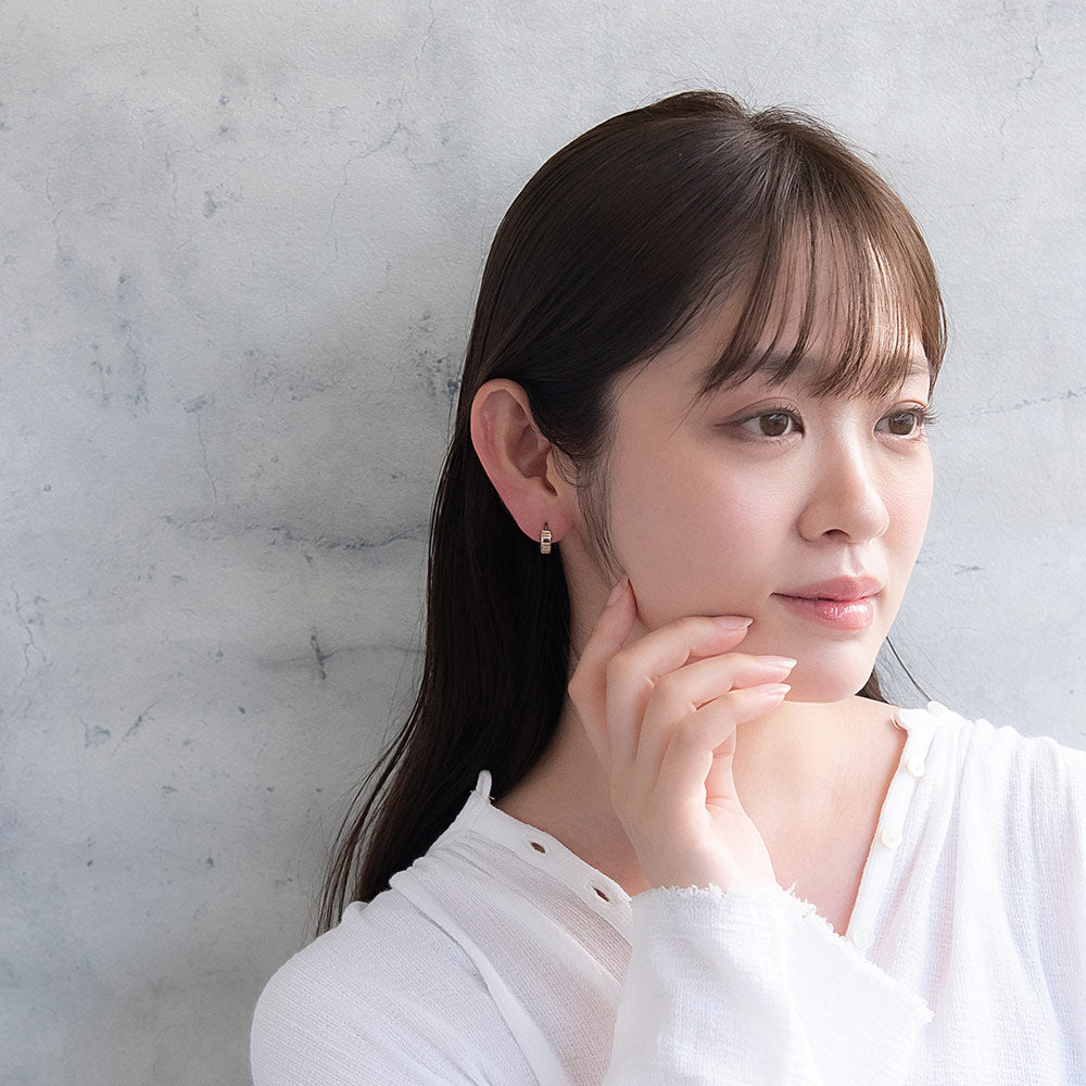 ピアス ステンレス コンビカラー ボーダー ライン ステンレスポスト ミニ ワンタッチ キャッチレス フープピアス