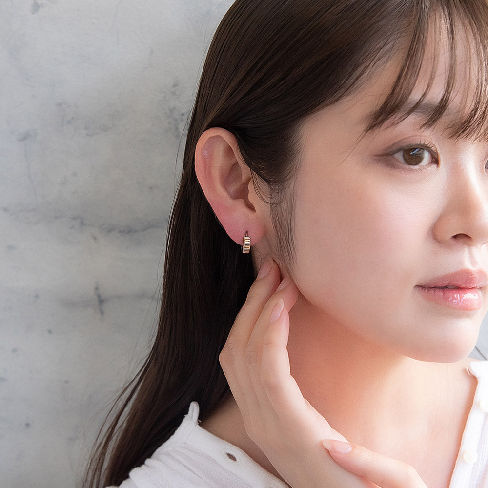 ピアス ステンレス コンビカラー ボーダー ライン ステンレスポスト ミニ ワンタッチ キャッチレス フープピアス