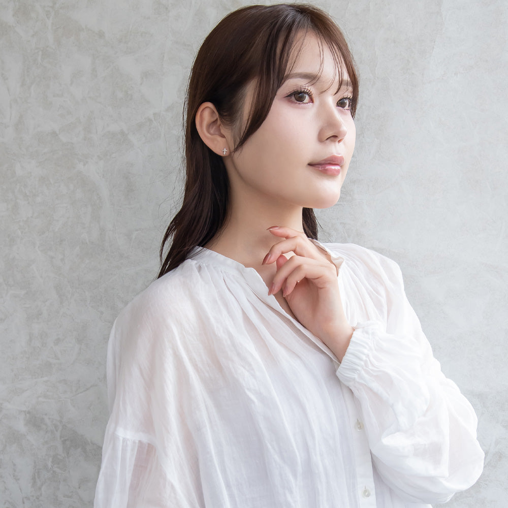 ピアス ニッケルフリー シルバー925 ミニ 百合の紋章 スタッドピアス