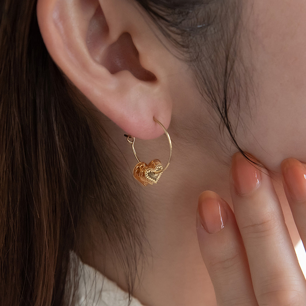 ピアス ニッケルフリー メタル プレート ハート フープピアス