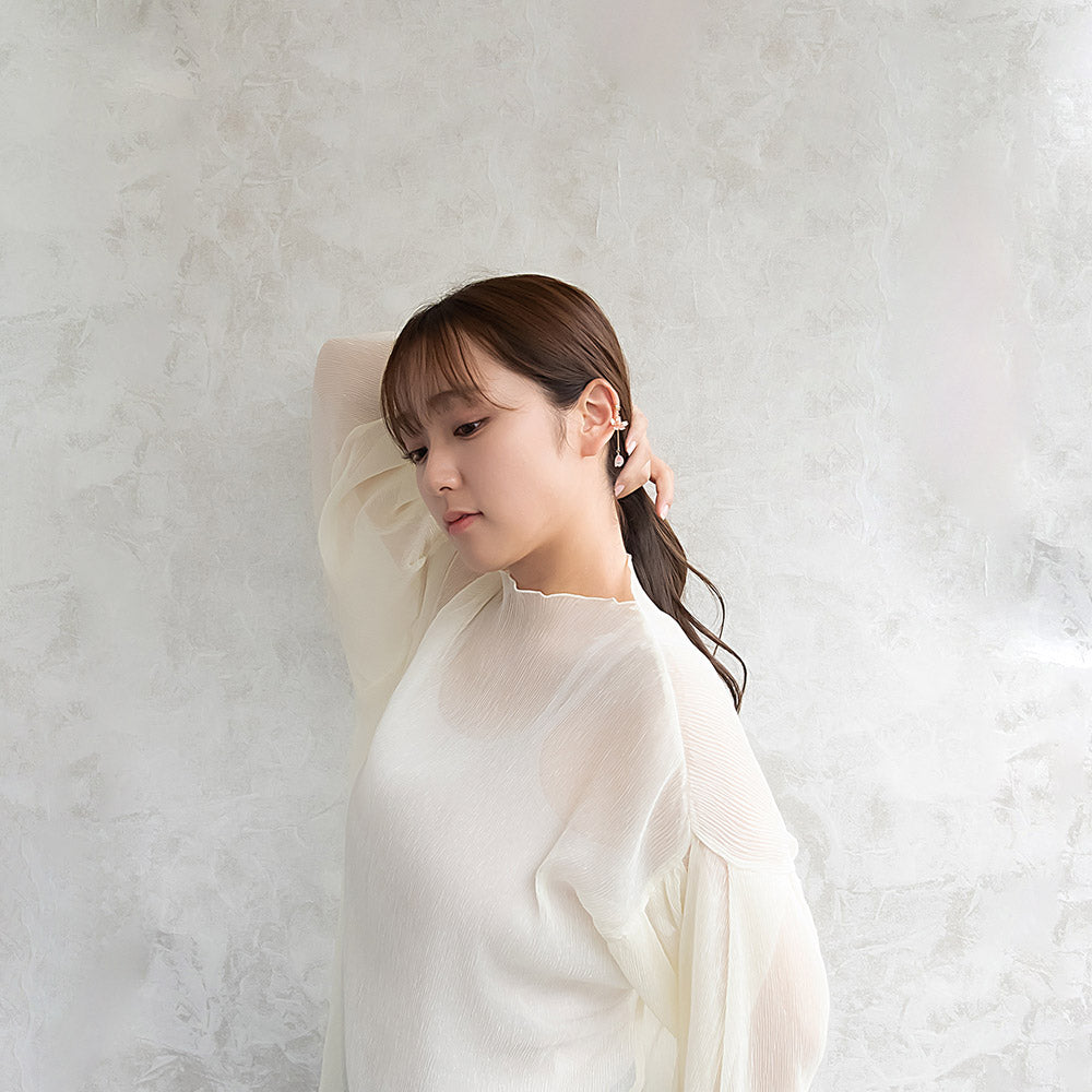 イヤーカフ 桜 花びら ワイヤーメタル ミニ ストーン チェーン 下がり イヤリング 【左耳用】