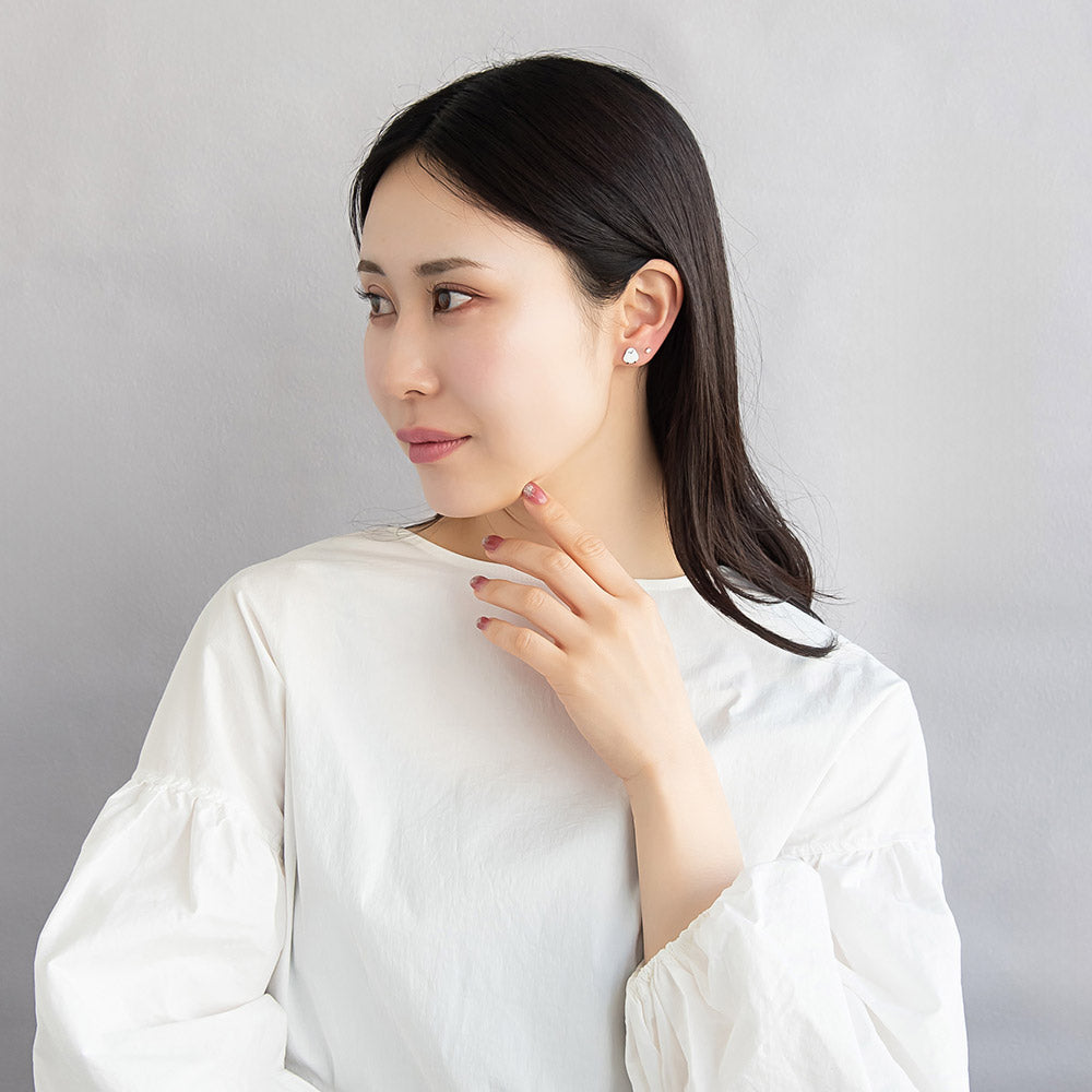 樹脂ピアス ニッケルフリー シマエナガ 鳥 雪の結晶 ストーン 5個セット スタッドピアス