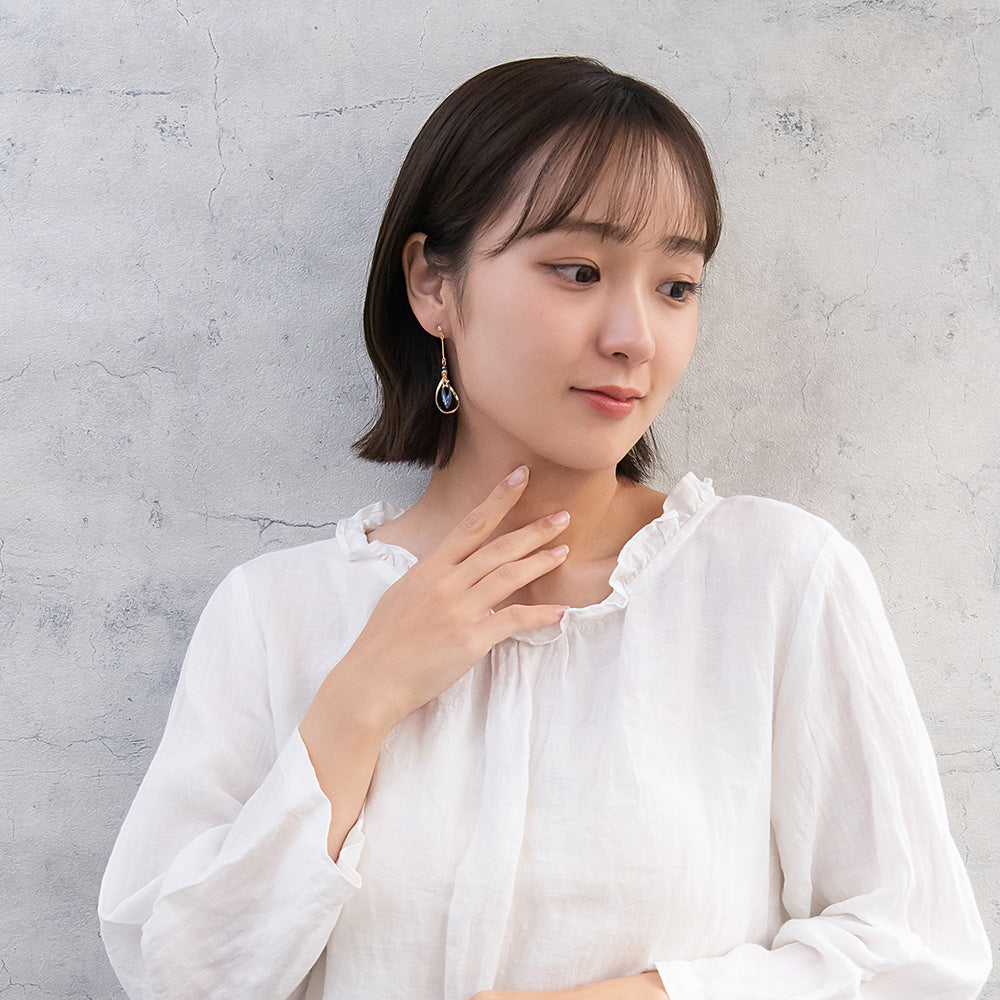 ピアス ニッケルフリー 宇宙 スター ツイスト ドロップ チタンポスト スタッドピアス