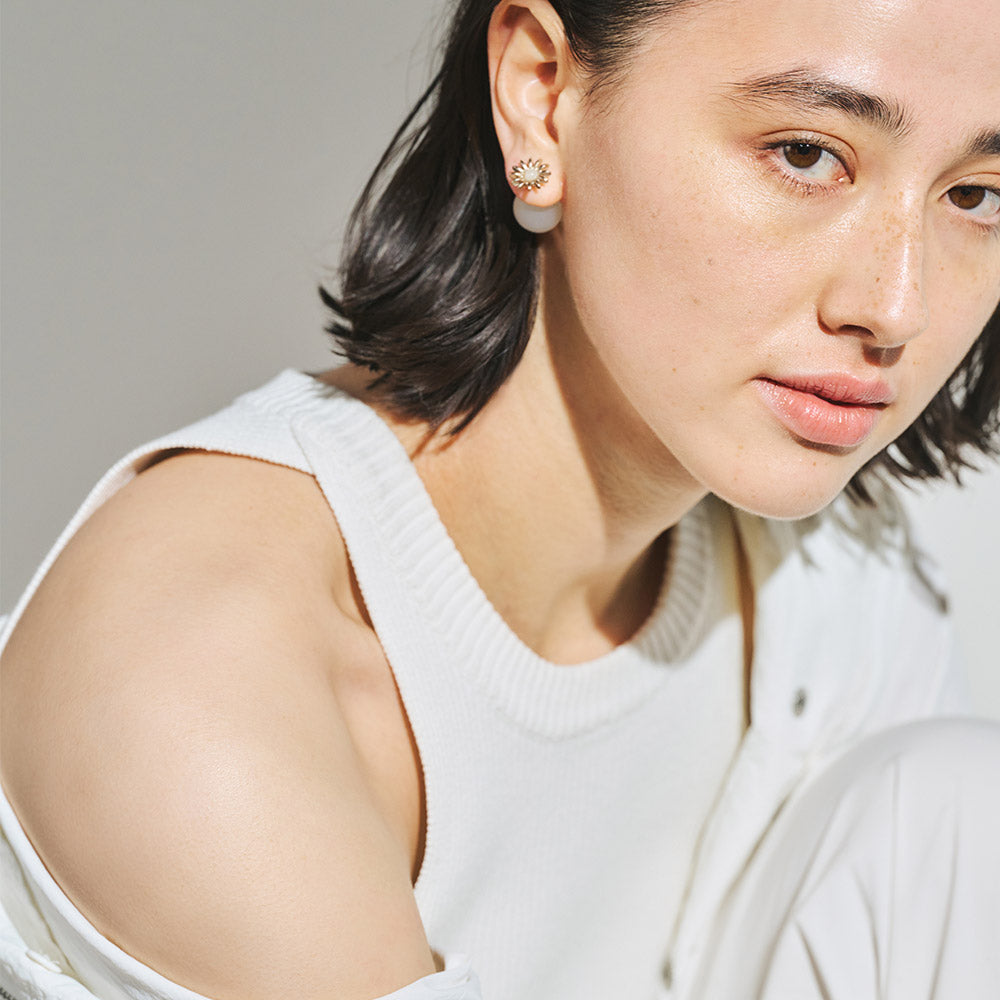 【LIMITED NUMBER】MELLOW ピアス ニッケルフリー メタル マット クリア カラー ホマイカ フラワー ボール バックキャッチ チタンポスト スタッドピアス