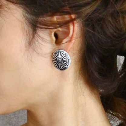 【LIMITED NUMBER】ピアス ニッケルフリー コンチョ 2way バックキャッチ チタンポストピアス