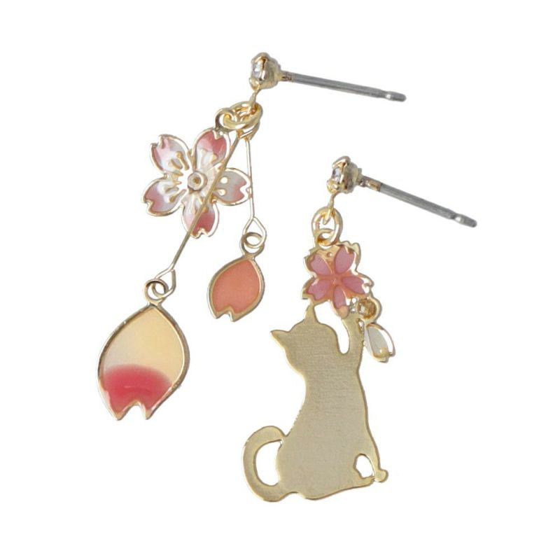 ピアス ニッケルフリー 桜 花びら じゃれる 猫 ストーン アシンメトリー チタンポスト ドロップピアス