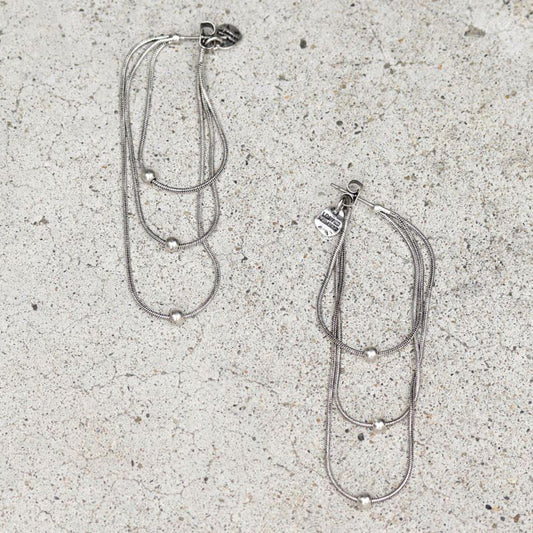 【LIMITED NUMBER】Vintage Like ピアス ニッケルフリー メタル チェーン 3連 チタンポスト スタッドピアス