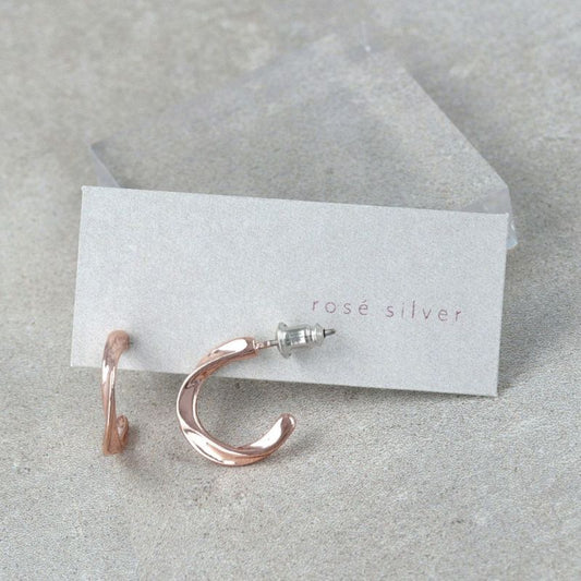 ピアス ロゼシルバー ツイスト チタンポスト C型 スタッドピアス