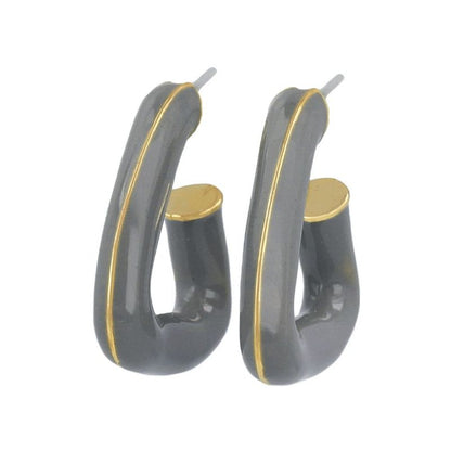 ピアス カラー メタル トライアングル チタンポスト C型 スタッドピアス