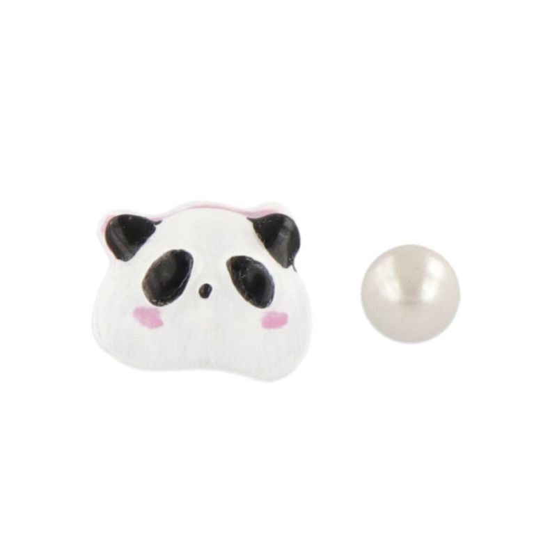 キラキラパンダポストピアス ピアス もっちり パンダ パール アシンメトリー チタンポスト スタッド
