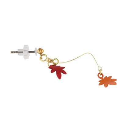 ピアス 和風 紅葉 もみじ メタル ワイヤー ウェーブ チタンポスト ドロップピアス