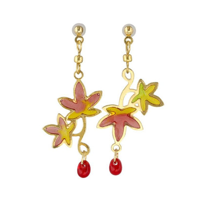 ピアス 和風 紅葉 もみじ グラデーション アシンメトリー メタル チタンポスト ドロップピアス