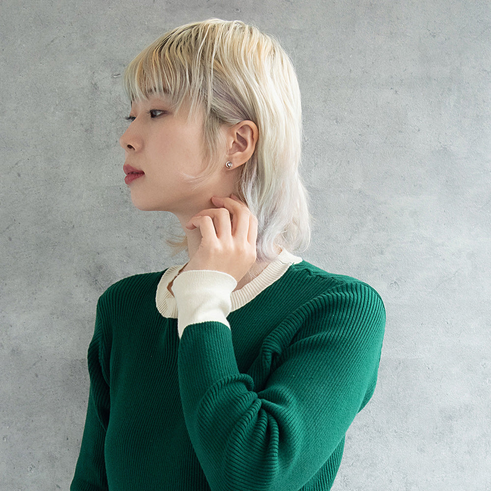 ボディピアス キュービックジルコニア フレーム ストレートバーベル ネジ式 サージカルステンレス 14G 【1個販売】