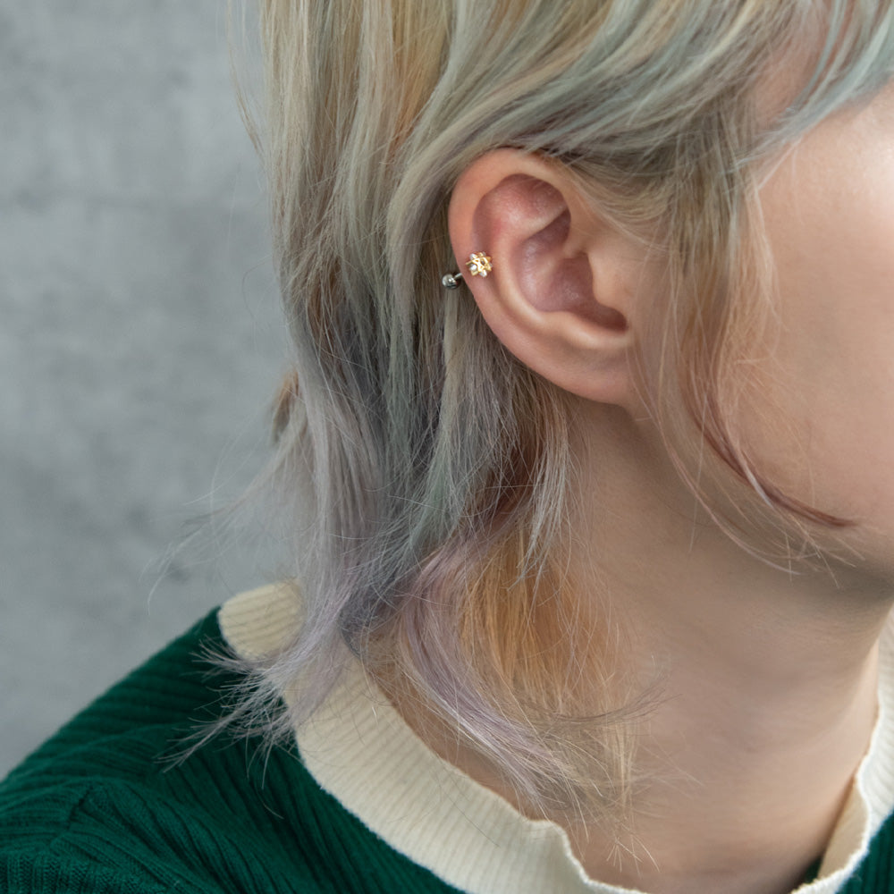 ボディピアス スター キュービックジルコニア ストレートバーベル ネジ式 サージカルステンレス 16G 【1個販売】