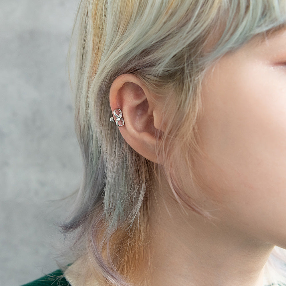 ボディピアス キュービックジルコニア ∞ メビウスリング ストレートバーベル ネジ式 サージカルステンレス 16G 【1個販売】