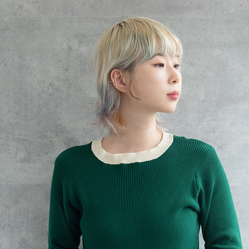 ボディピアス キュービックジルコニア ウェーブ ストレートバーベル ネジ式 サージカルステンレス 16G 【1個販売】