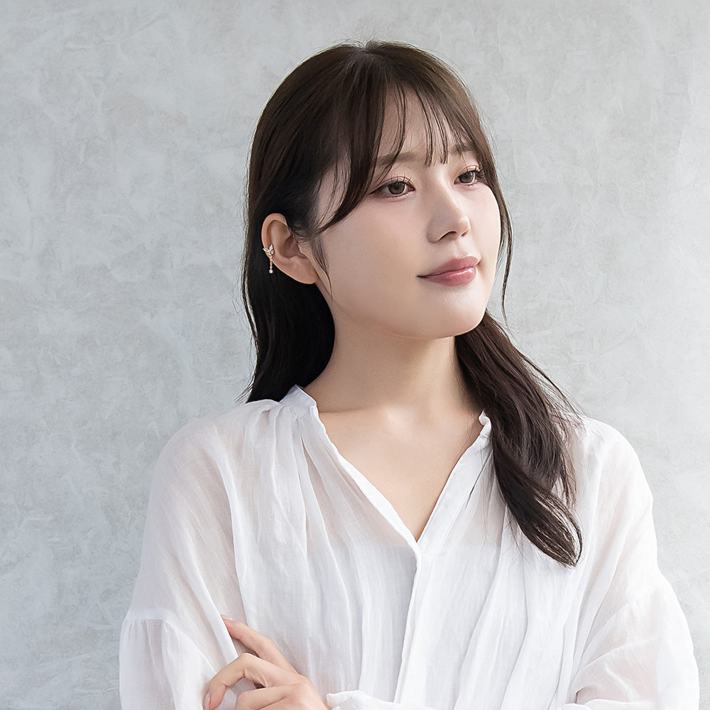 ボディピアス バタフライ キュービックジルコニア ストレートバーベル ネジ式 サージカルステンレス 18G 【1個販売】