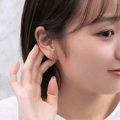 ピアス ニッケルフリー プチ フラワー キュービックジルコニア 18金 K18 ポストピアス