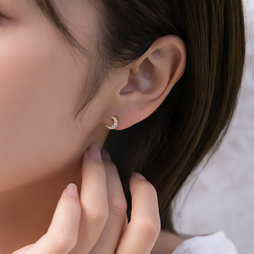 ピアス ニッケルフリー クレッセントムーン キュービックジルコニア 18金 K18 ポストピアス