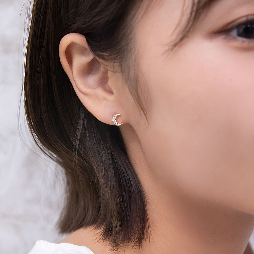 ピアス ニッケルフリー クレッセントムーン キュービックジルコニア 18金 K18 ポストピアス