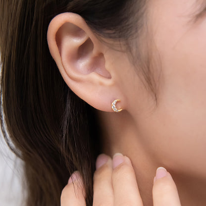 ピアス ニッケルフリー クレッセントムーン キュービックジルコニア 18金 K18 ポストピアス