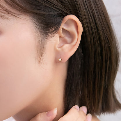 ピアス ニッケルフリー 星 スター キュービックジルコニア 18金 K18 ポストピアス