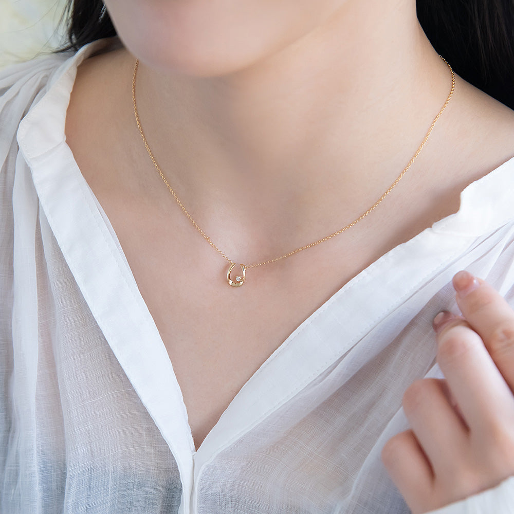 ネックレス ニッケルフリー 馬蹄 ホースシュー ストーン プチネックレス