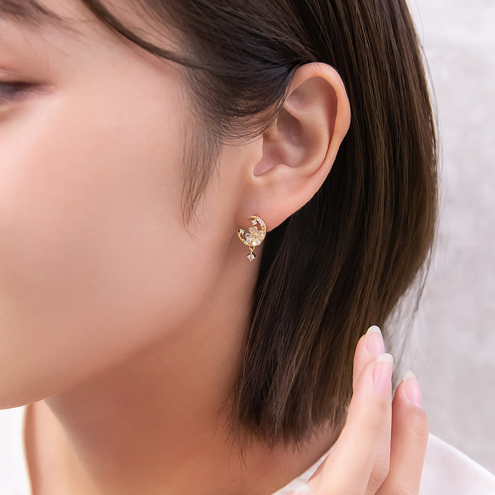 ピアス ニッケルフリー フラワー ムーン キュービックジルコニア ポストピアス