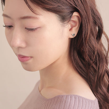 ピアス シルバー925 ロジウムプレーティング バタフライモチーフ スタッドピアス