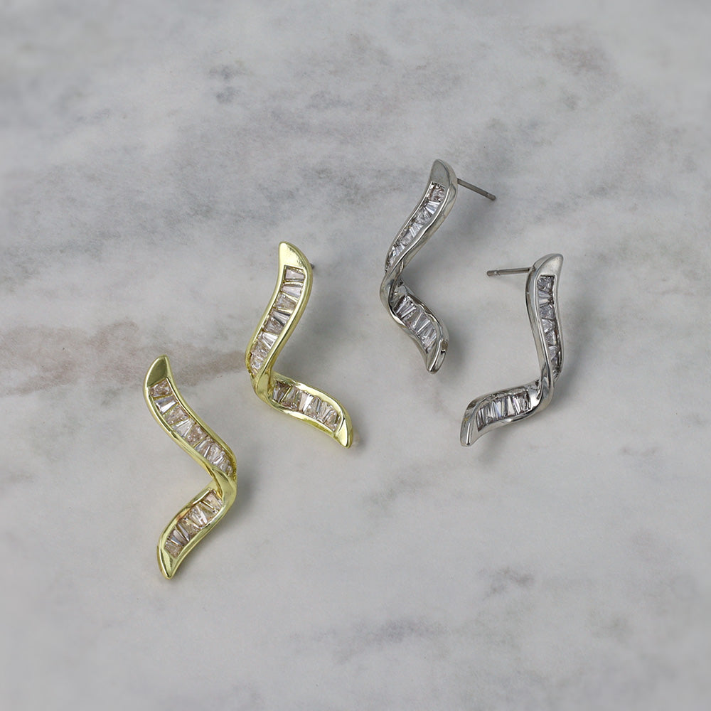 ピアス ニッケルフリー メタル キュービックジルコニア ウェーブ ライン ステンレスポスト スタッドピアス