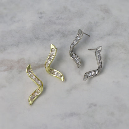 ピアス ニッケルフリー メタル キュービックジルコニア ウェーブ ライン ステンレスポスト スタッドピアス