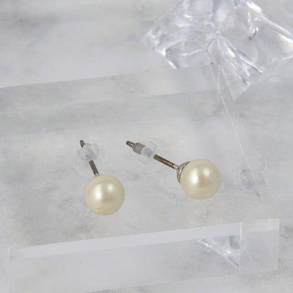 ピアス ニッケルフリー パール 1粒 6mm チタンポスト スタッドピアス