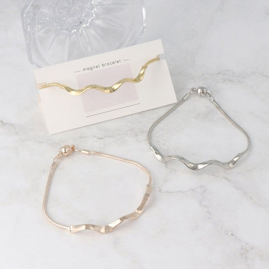 ブレスレット ニッケルフリー メタル ウェーブ ライン スネークチェーン マグネットブレスレット
