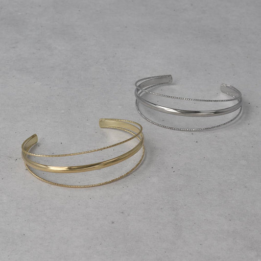 ブレスレット ニッケルフリー メタル 丸甲 テクスチャー ライン 3連風 ハーフバングル