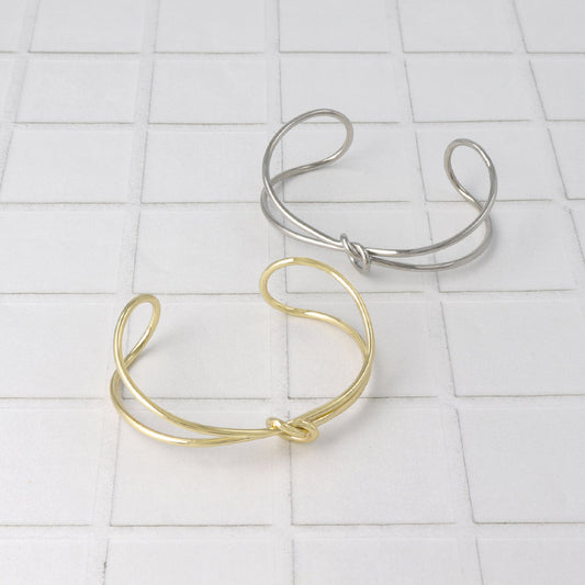 ブレスレット ニッケルフリー メタル ノット クロス ハーフバングル