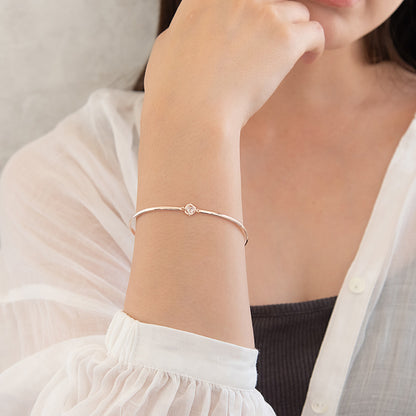 ブレスレット ニッケルフリー メタル キュービックジルコニア トライアングル ライン アーチ マグネットブレスレット