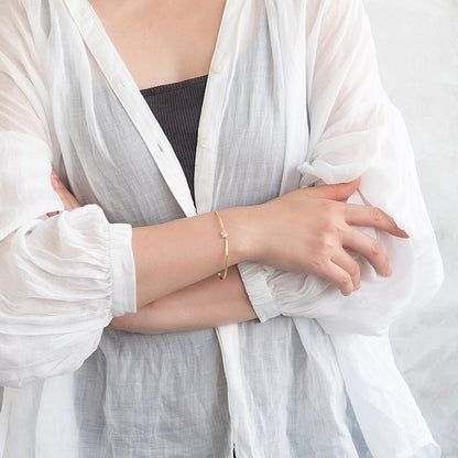 ブレスレット ニッケルフリー メタル キュービックジルコニア アーモンド ダブル アーチ マグネットブレスレット