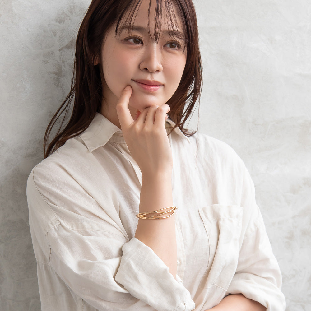 ブレスレット ニッケルフリー メタル ウェーブ マグネットバングル