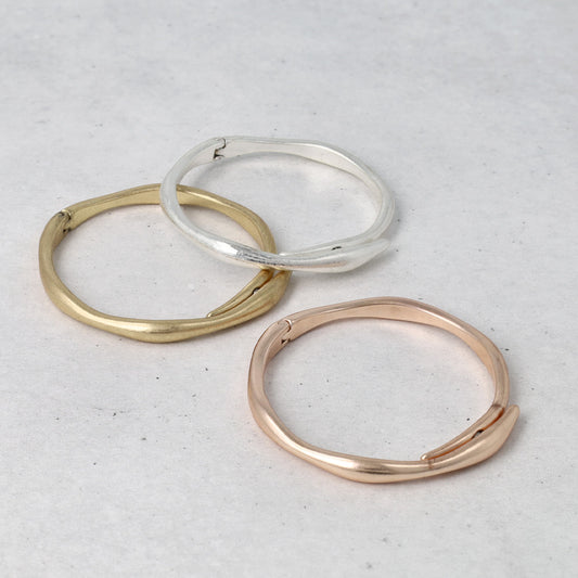 ブレスレット ニッケルフリー メタル マット ウェーブ マグネットバングル