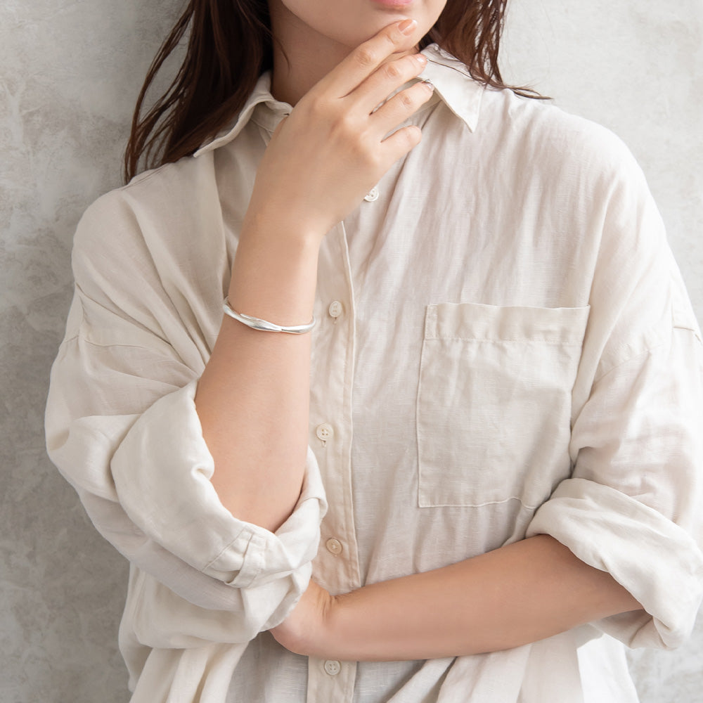 ブレスレット ニッケルフリー メタル マット ウェーブ マグネットバングル