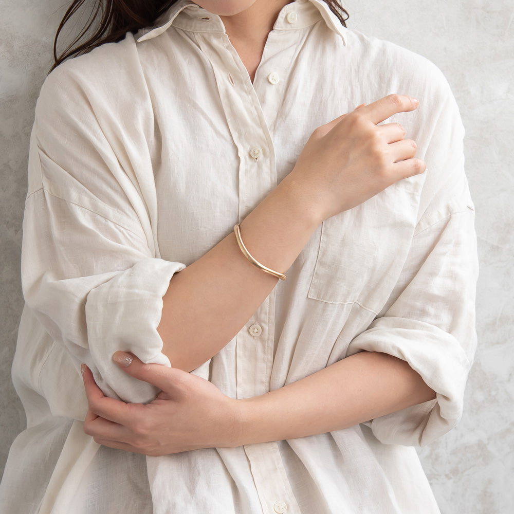 ブレスレット ニッケルフリー メタル マット ウェーブ マグネットバングル