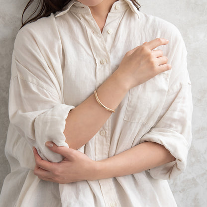 ブレスレット ニッケルフリー メタル マット ウェーブ マグネットバングル