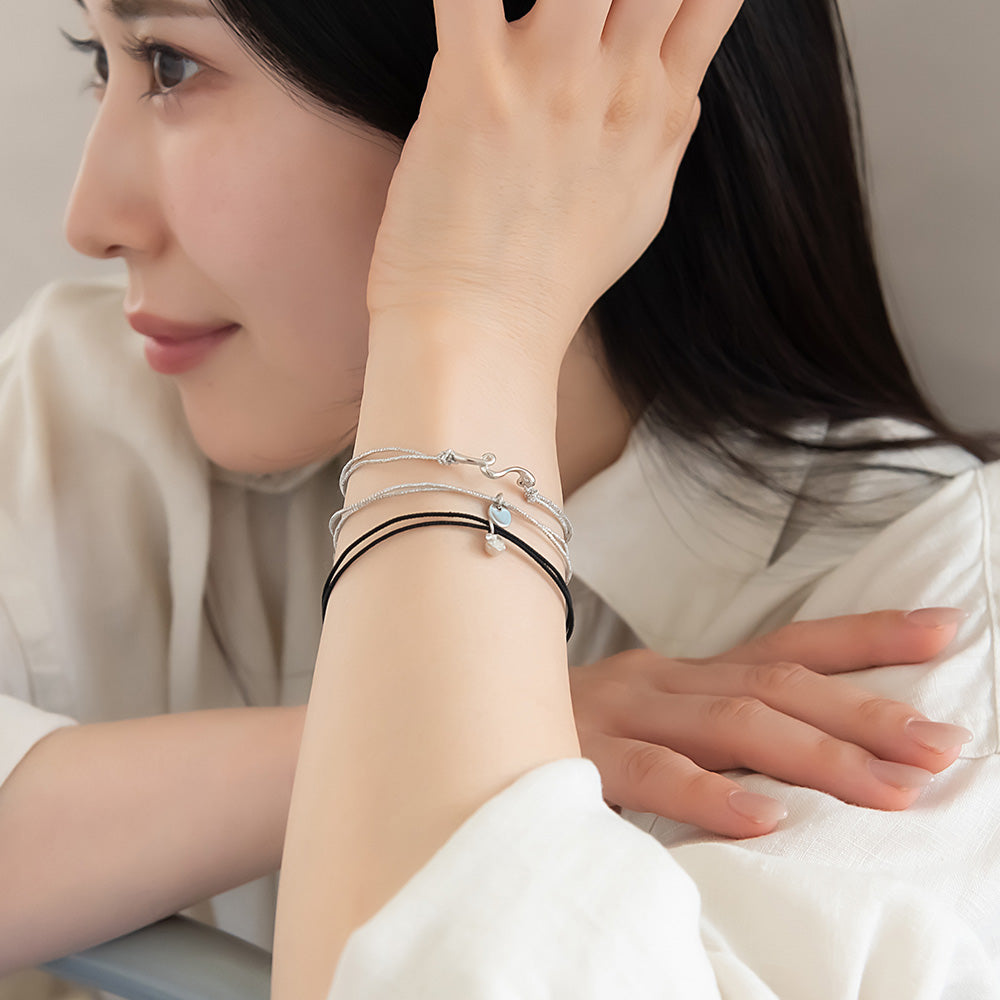 ブレスレット ANTI SHOCK 静電気軽減 ニッケルフリー メタル ループ ウェーブライン サークル ストーン ラメ糸 3本セット ゴムブレスレット