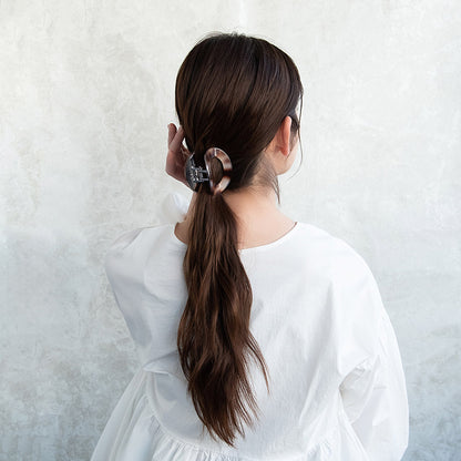 ヘアクリップ オーバル フレーム カーブ マーブル ベーシックカラー バンスクリップ