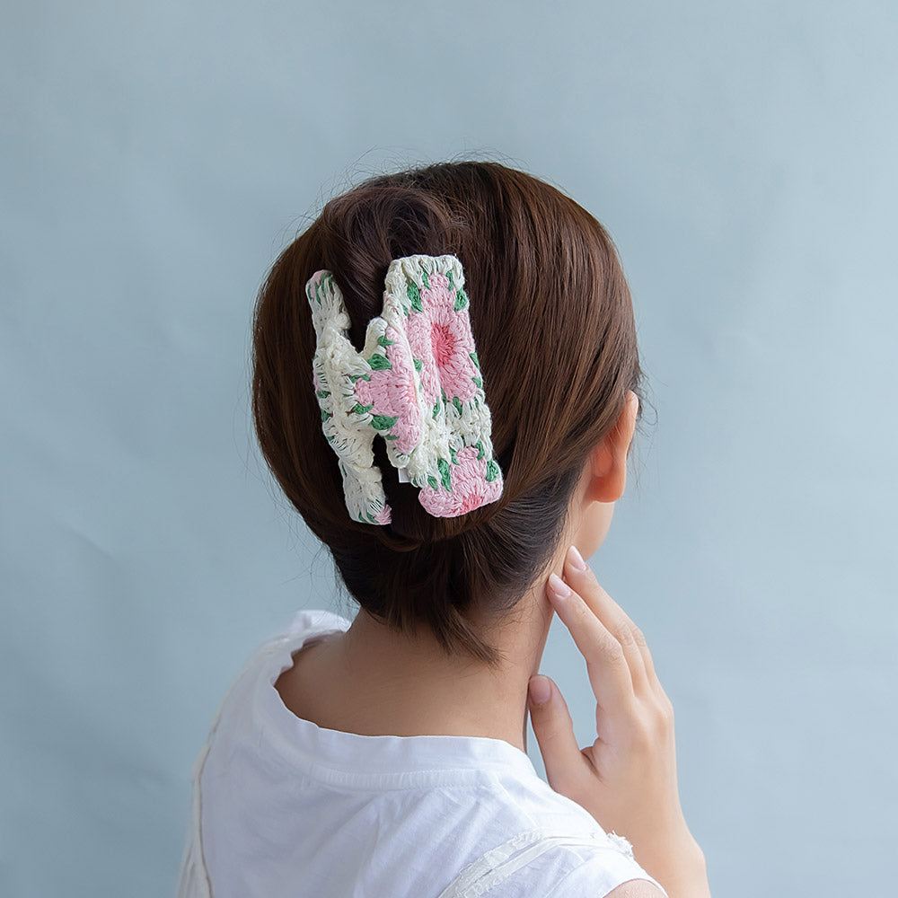 ヘアクリップ フラワー 花 いちご 苺 くだもの 柄 かぎ編み クリア バンスクリップ