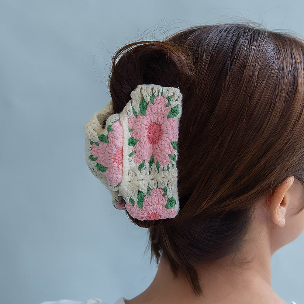 ヘアクリップ フラワー 花 いちご 苺 くだもの 柄 かぎ編み クリア バンスクリップ